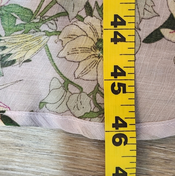 ASTR Floral Maxi Dress with Ruffle Details Size Medium - Picture 6 of 9